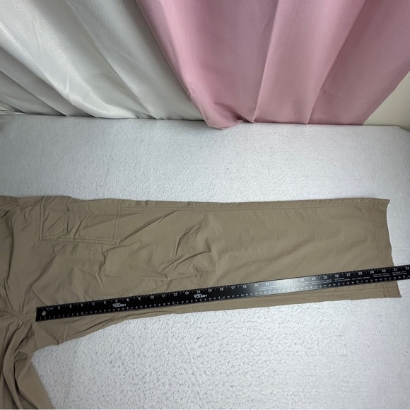 505 - Eddie Bauer Men’s Khaki Tan Pants side 34 x 32, Belt Included - Picture 13 of 15